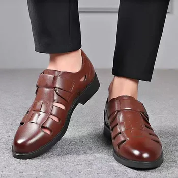 Летние мужские сандалии из искусственной кожи, полые дышащие деловые сандалии, мягкая подошва, удобная нескользящая уличная мужская повседневная обувь