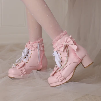 Осенние милые женские короткие сапоги с бусинами в стиле Лолиты на высоком каблуке 5 см с бантом и оборками, женская обувь для вечеринок, Розовый, белый, 2023 г.
